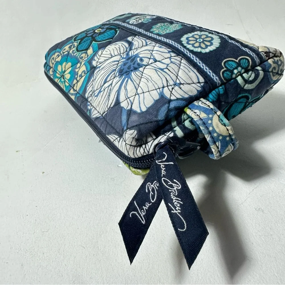 Vera Bradley Mod Blue Floral Small Waterproof Makeup Bag Blue